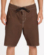 ucybs03001_volcom_brs_frt6