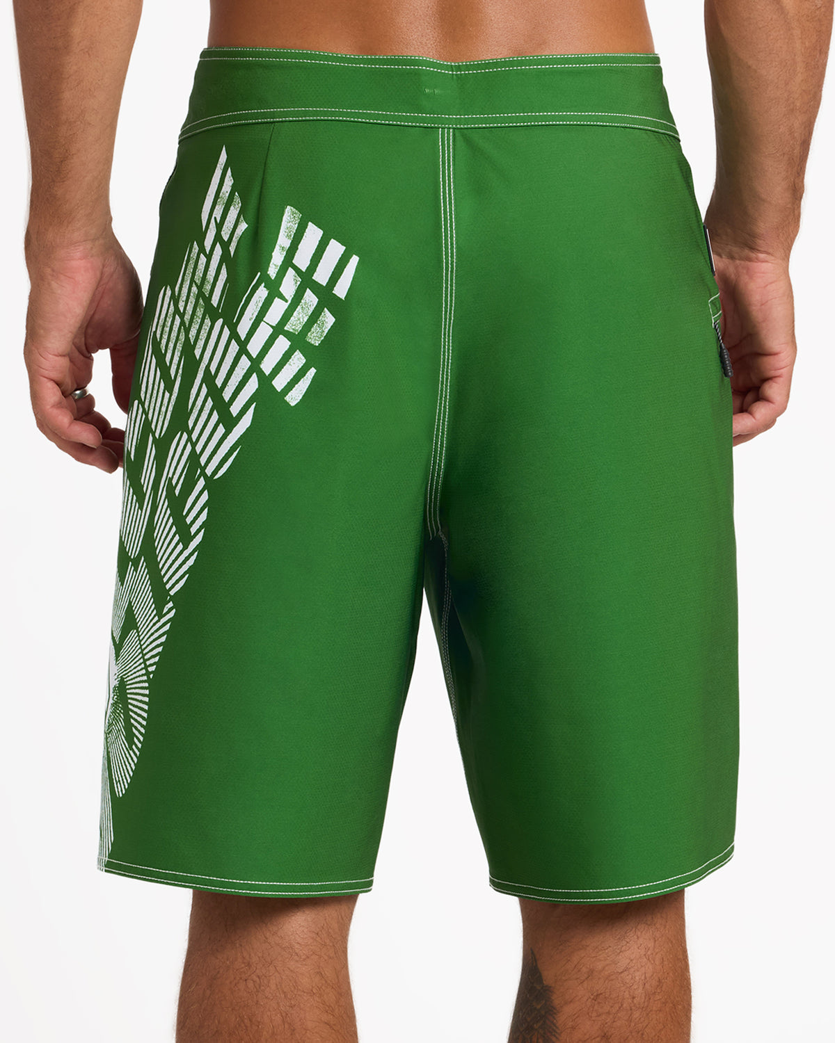 ucybs03001_volcom_dky_bck6
