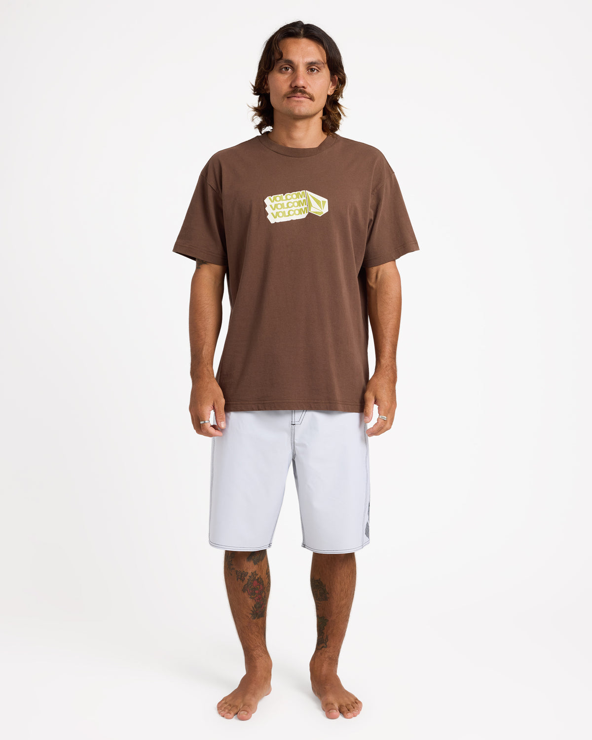 ucybs03001_volcom_wht_frt9