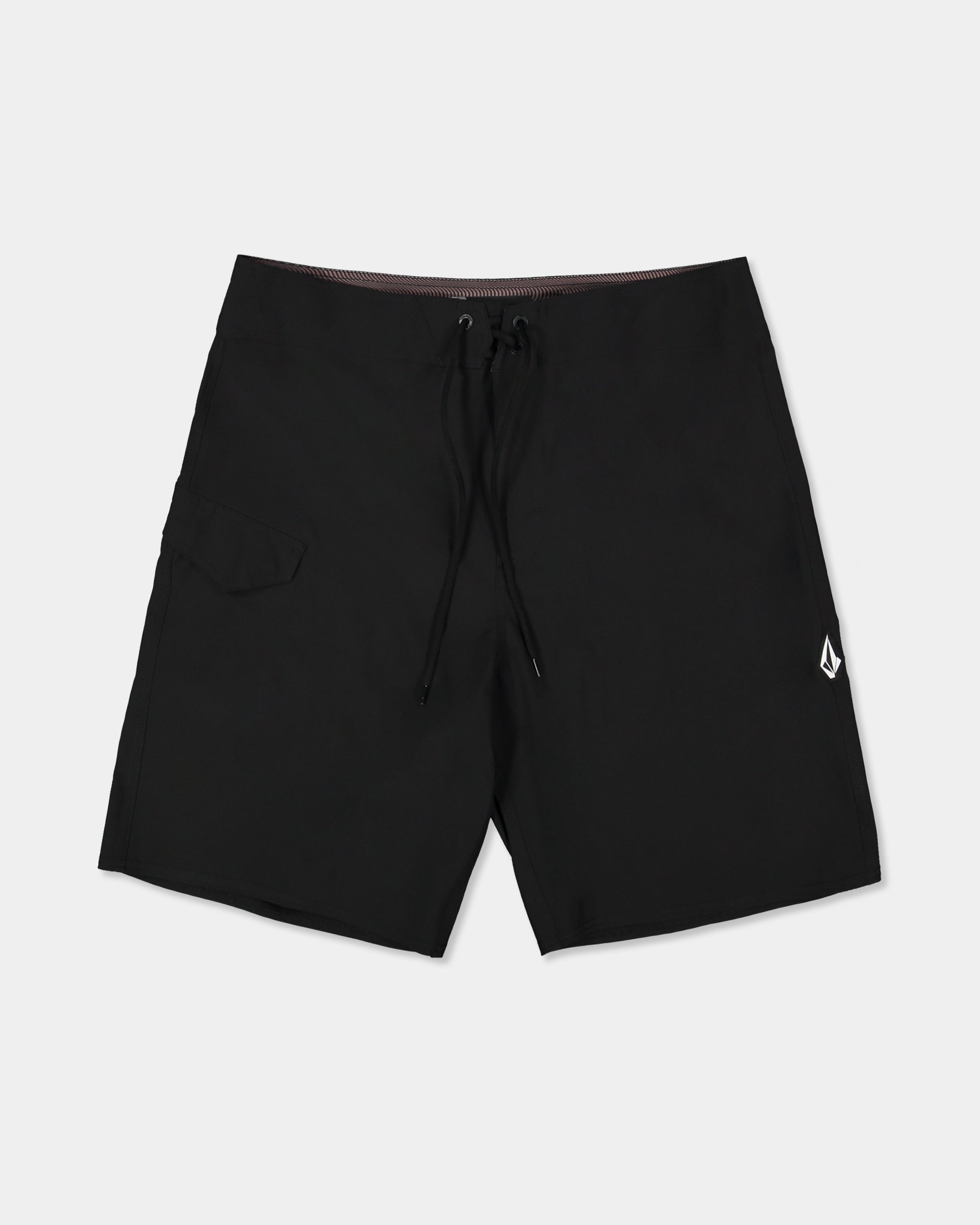 ucybs03007_volcom_blk_frt1