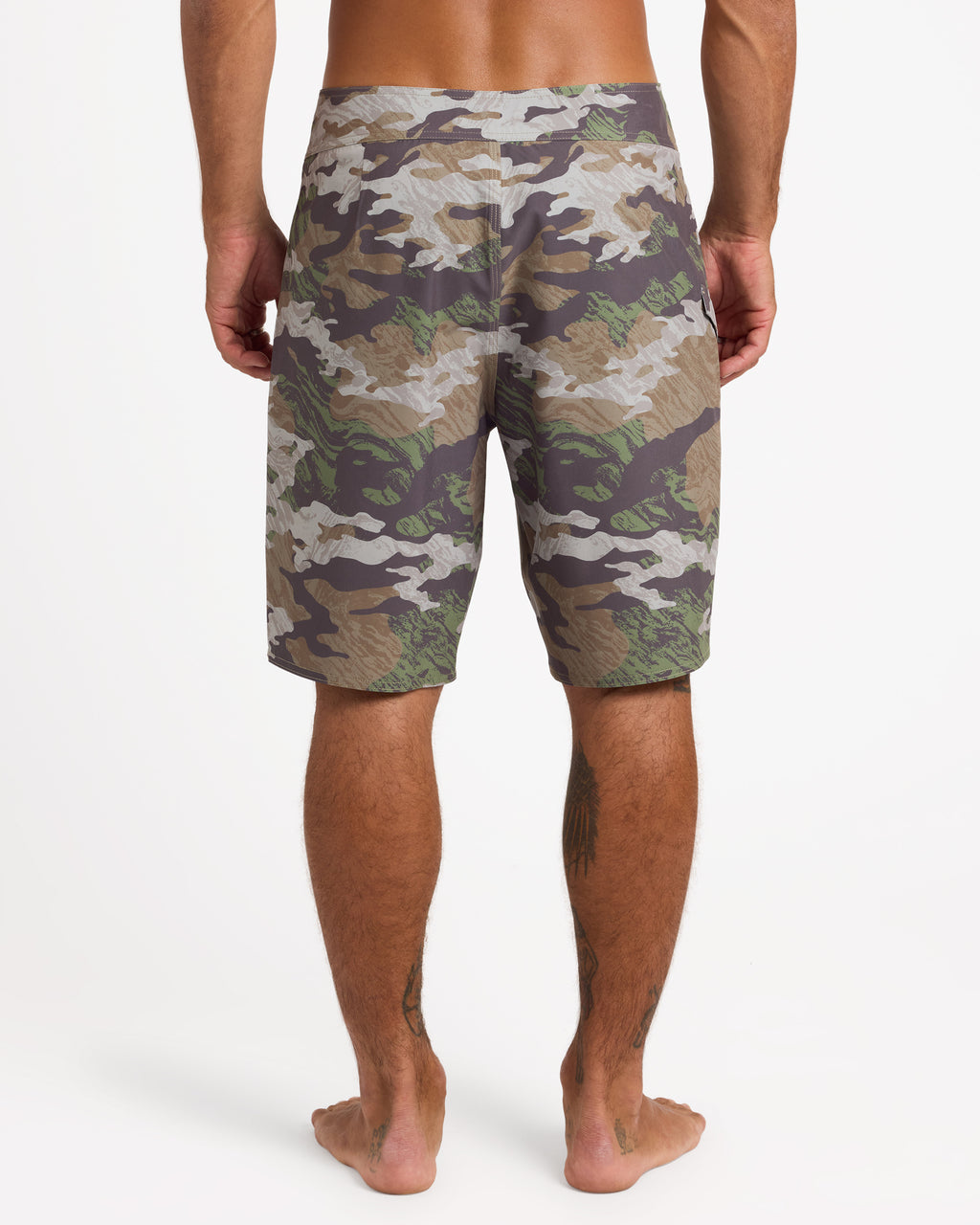 ucybs03007_volcom_kha_bck1