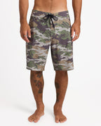 ucybs03007_volcom_kha_frt1