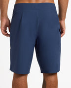 ucybs03007_volcom_lny_bck6