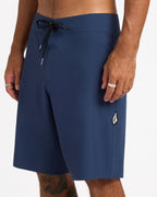 ucybs03007_volcom_lny_sd6