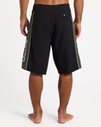 ucybs03013_volcom_blk_bck1