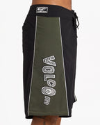 ucybs03013_volcom_blk_dtl2