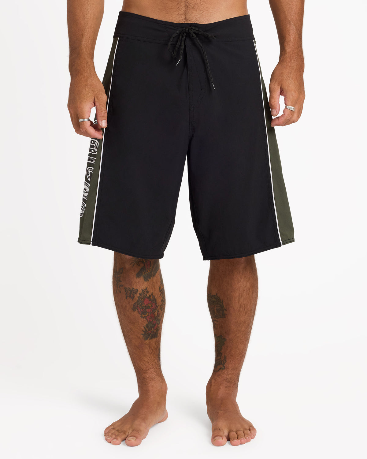 ucybs03013_volcom_blk_frt1