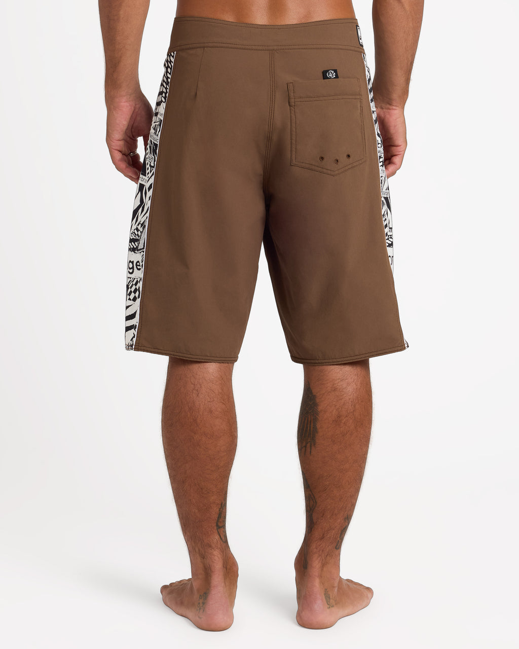 ucybs03013_volcom_brs_bck1