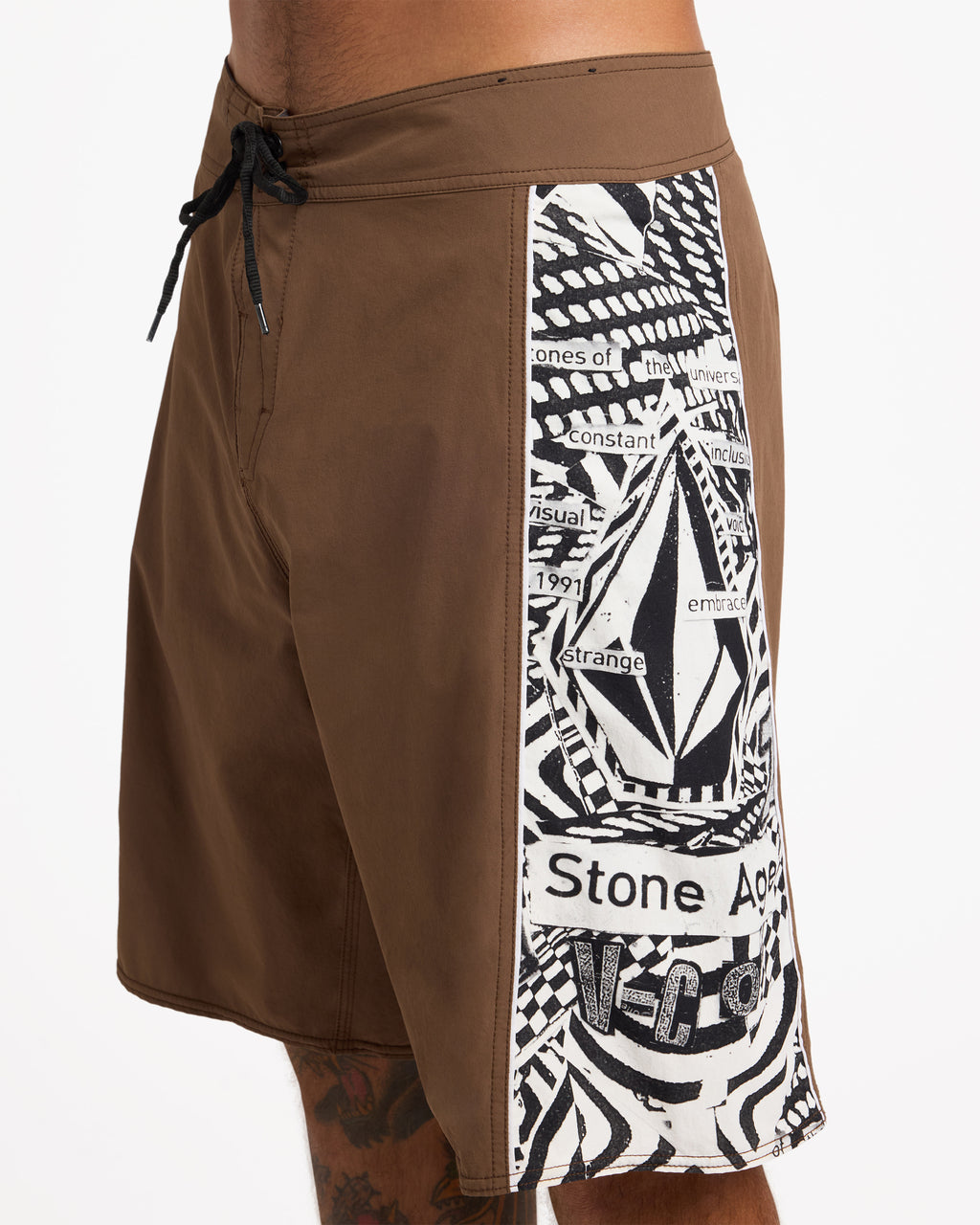 ucybs03013_volcom_brs_dtl1