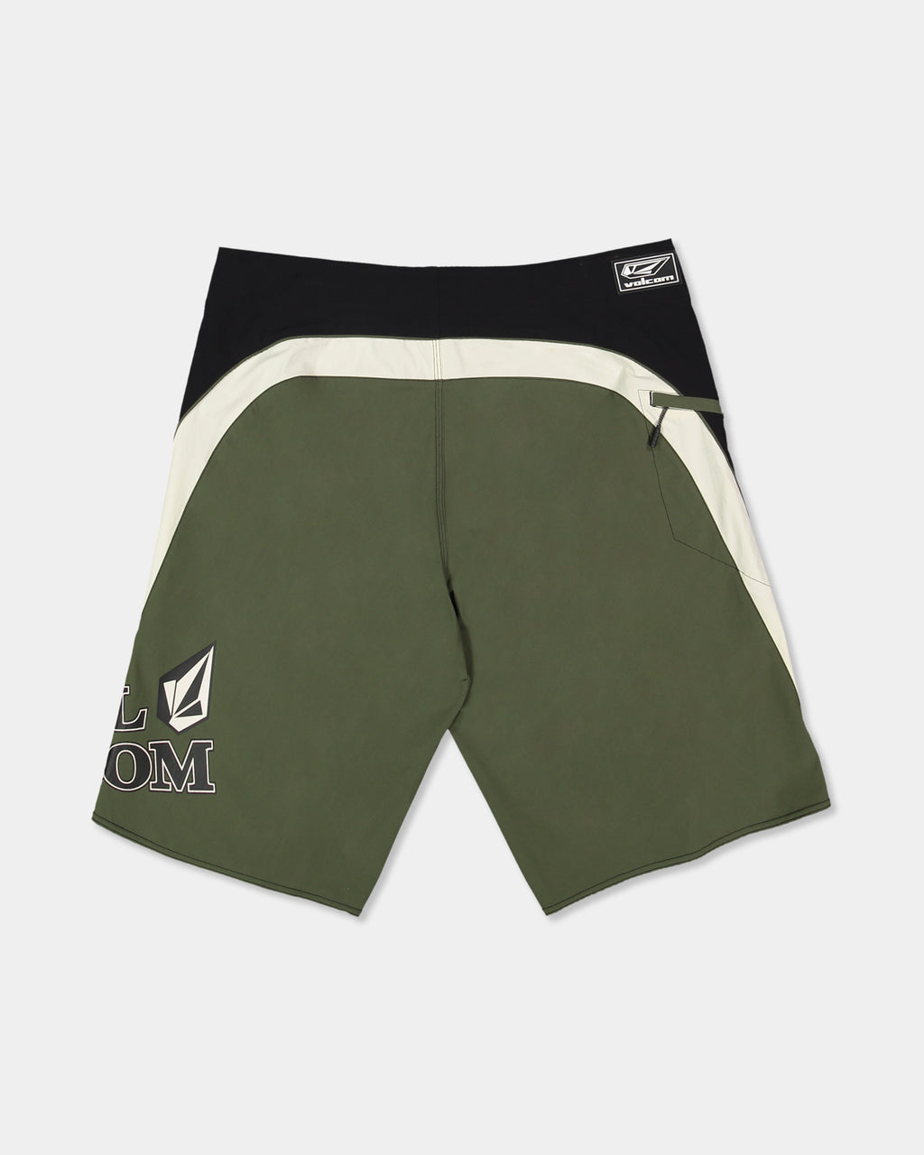 ucybs03015_volcom_obl_bck1_flat