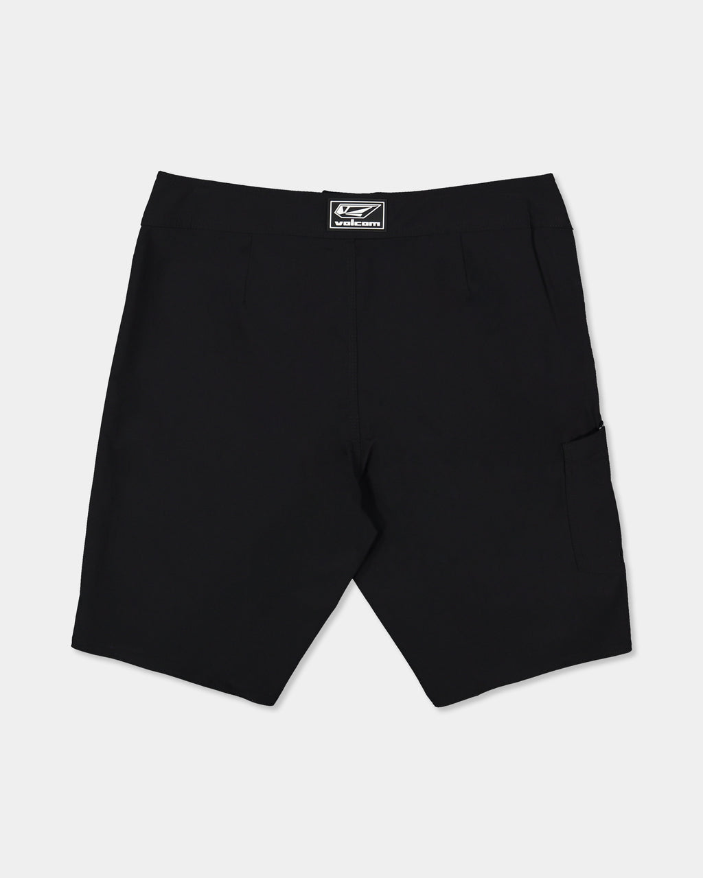 ucybs03017_volcom_blk_bck1_flat