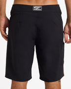 ucybs03017_volcom_blk_bck6