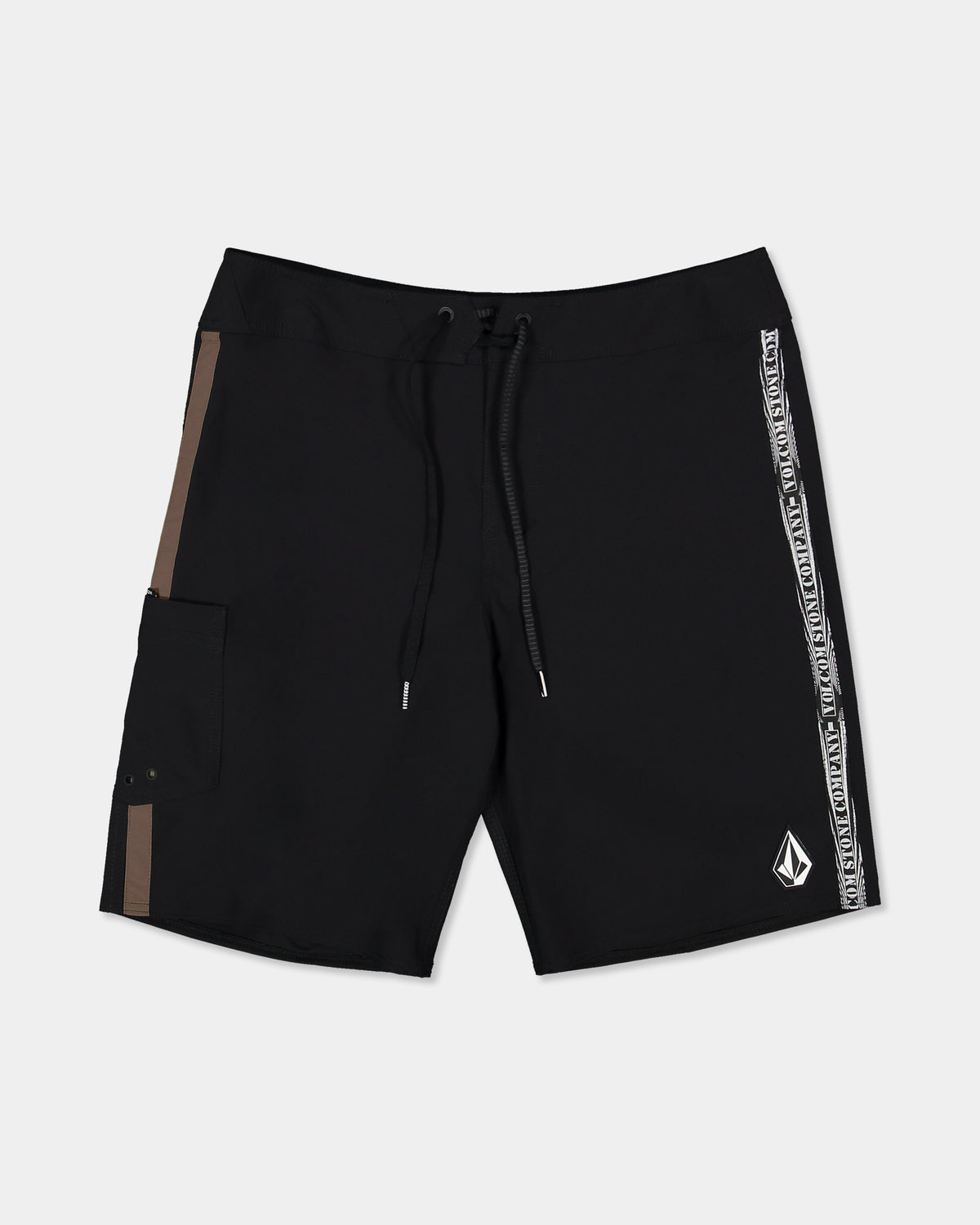 ucybs03017_volcom_blk_frt1_flat