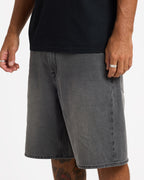 ucyds03000_volcom_con_sd6