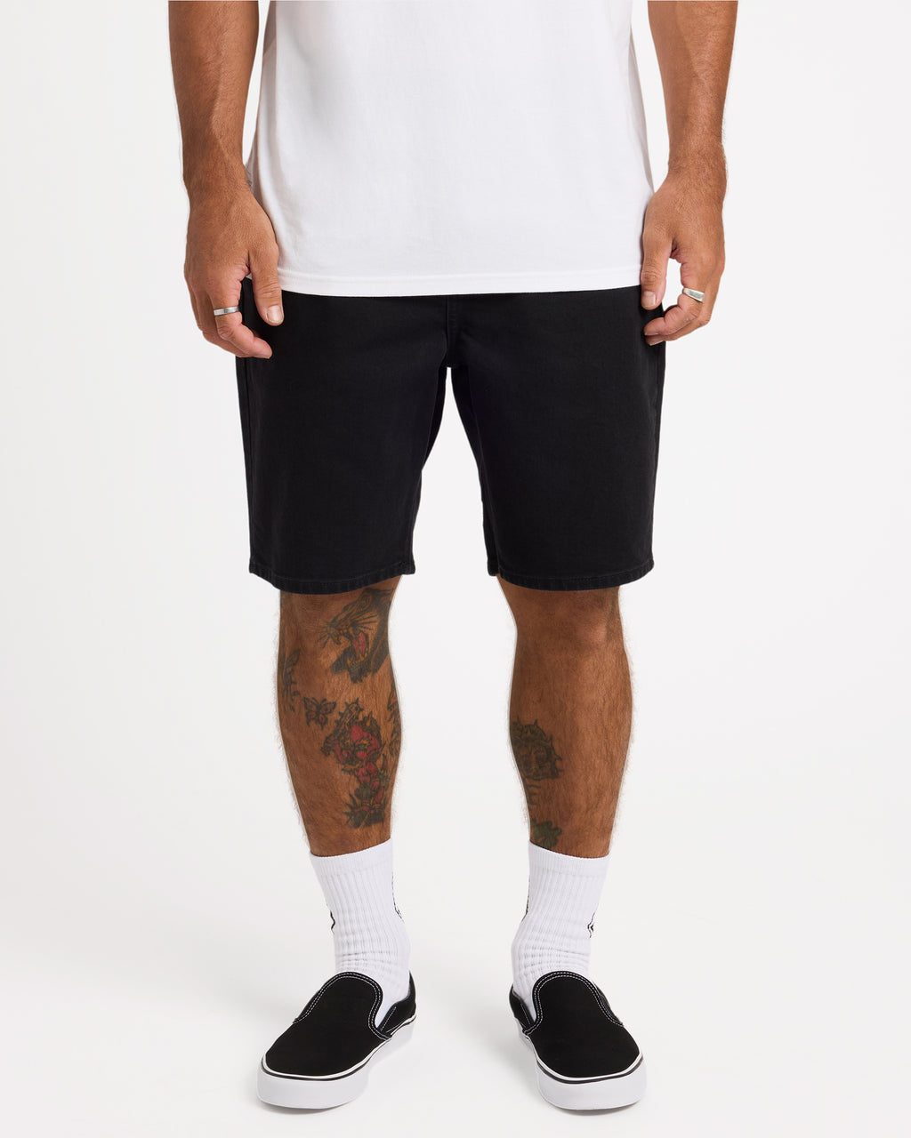 ucyds03002_volcom_bko_frt1
