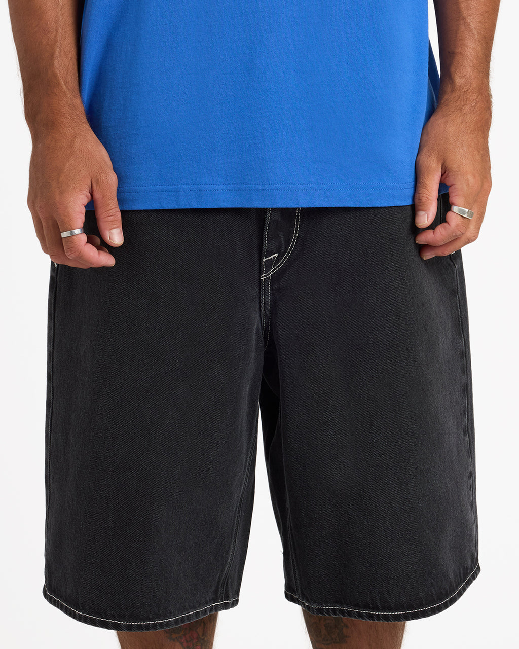 ucyds03004_volcom_asb_frt6