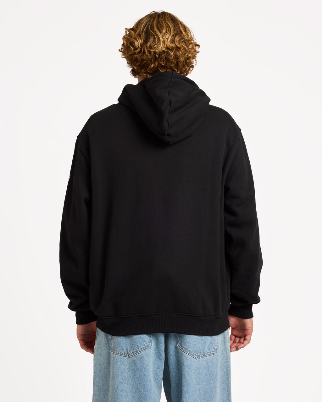 ucyft03002_volcom_blk_bck1
