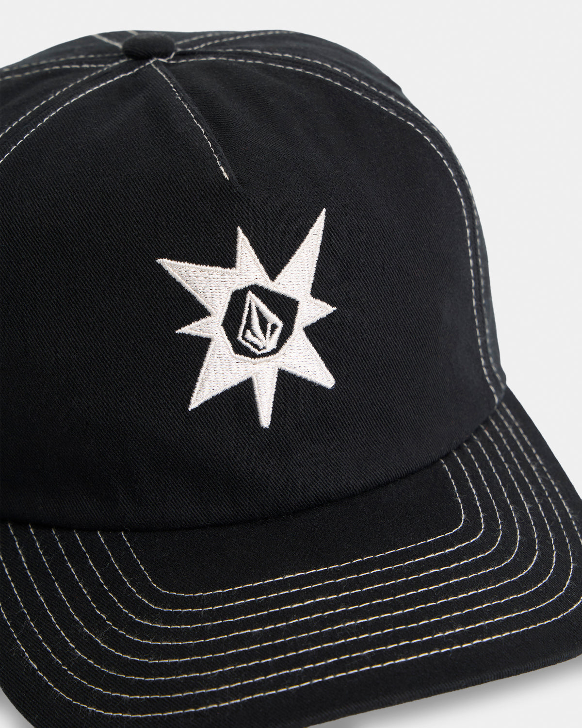 ucyha03000_volcom_blk_dtl1