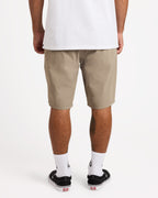 ucyhy03002_volcom_bnl_bck1