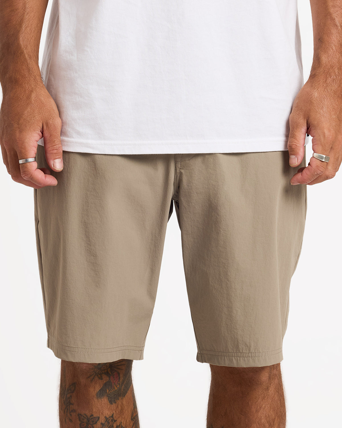 ucyhy03002_volcom_bnl_frt6