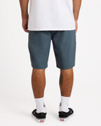 ucyhy03002_volcom_dst_bck1