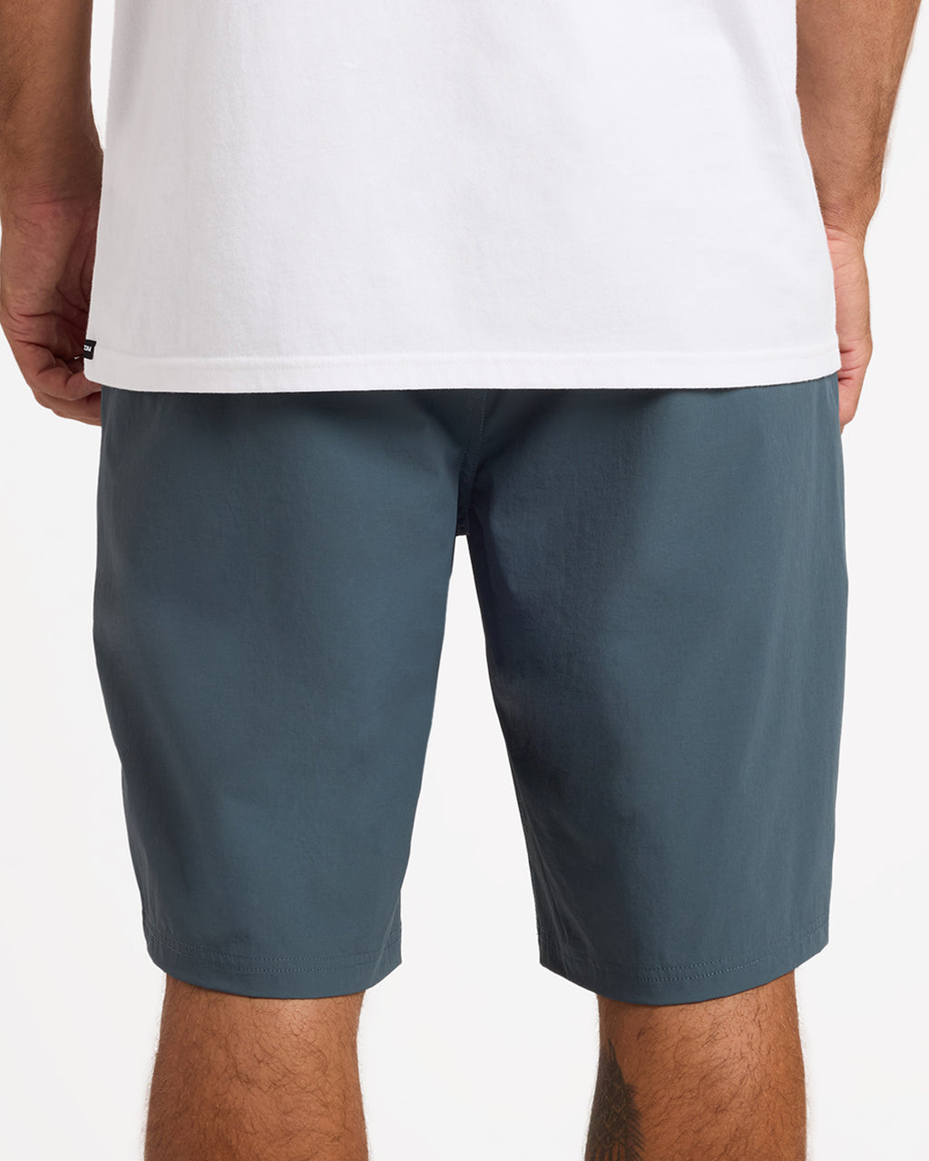 ucyhy03002_volcom_dst_bck6