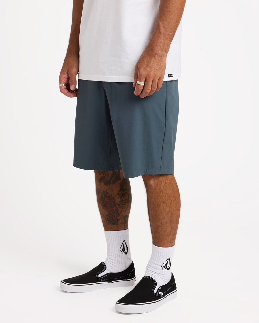 ucyhy03002_volcom_dst_sd1