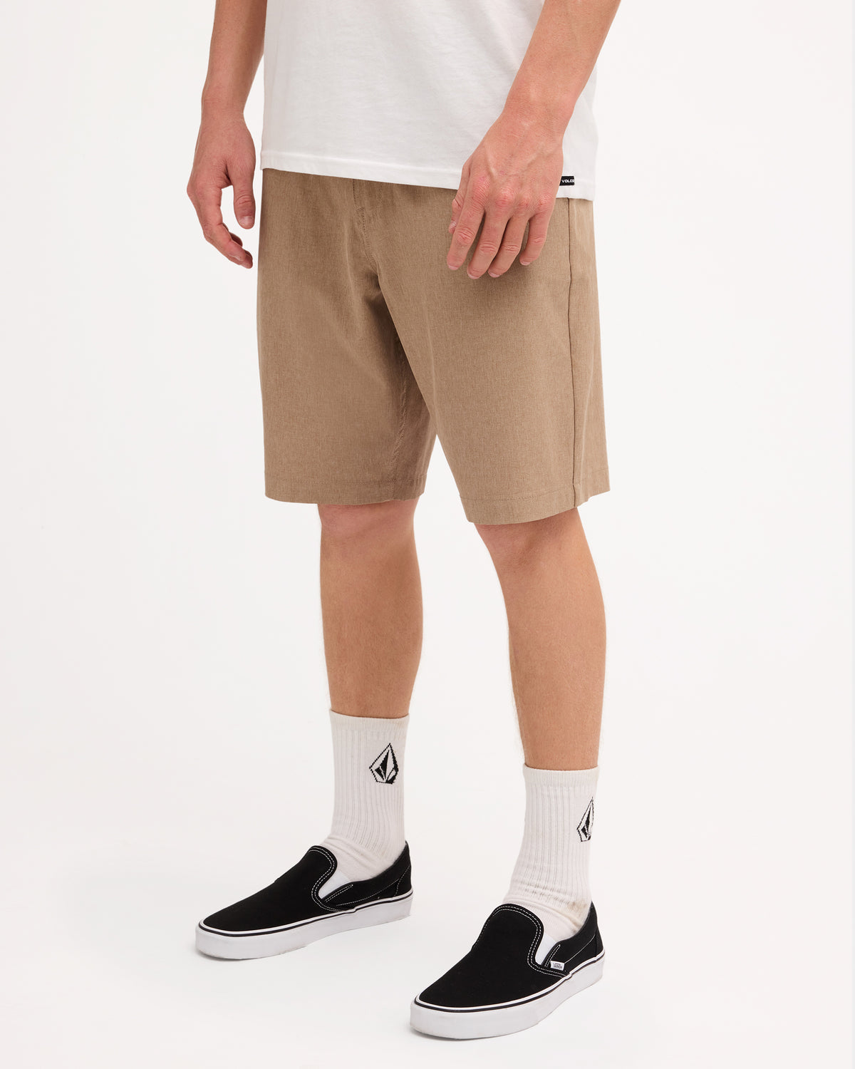 ucyhy03003_volcom_kha_sd1
