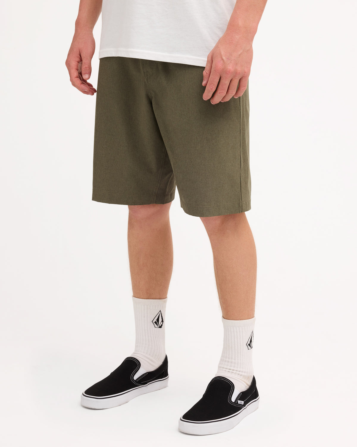 ucyhy03003_volcom_wms_sd1