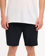 ucyhy03004_volcom_blk_frt6