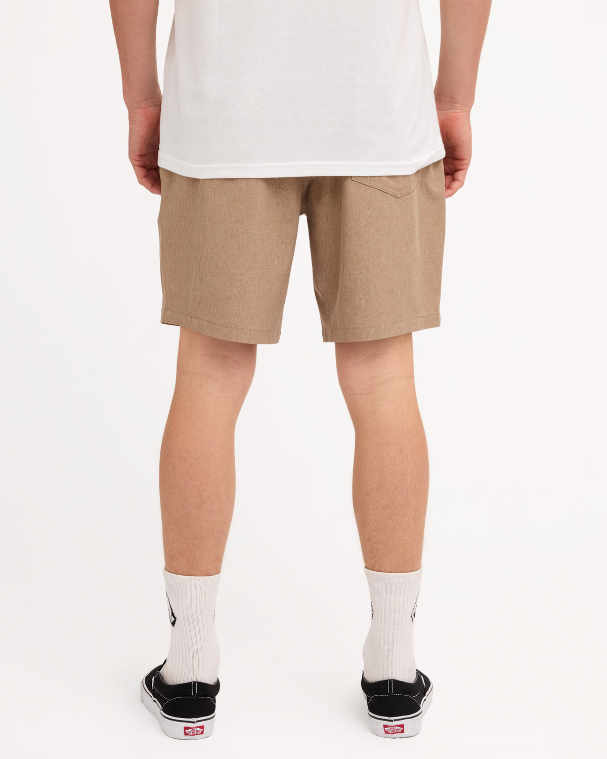 ucyhy03004_volcom_kha_bck1