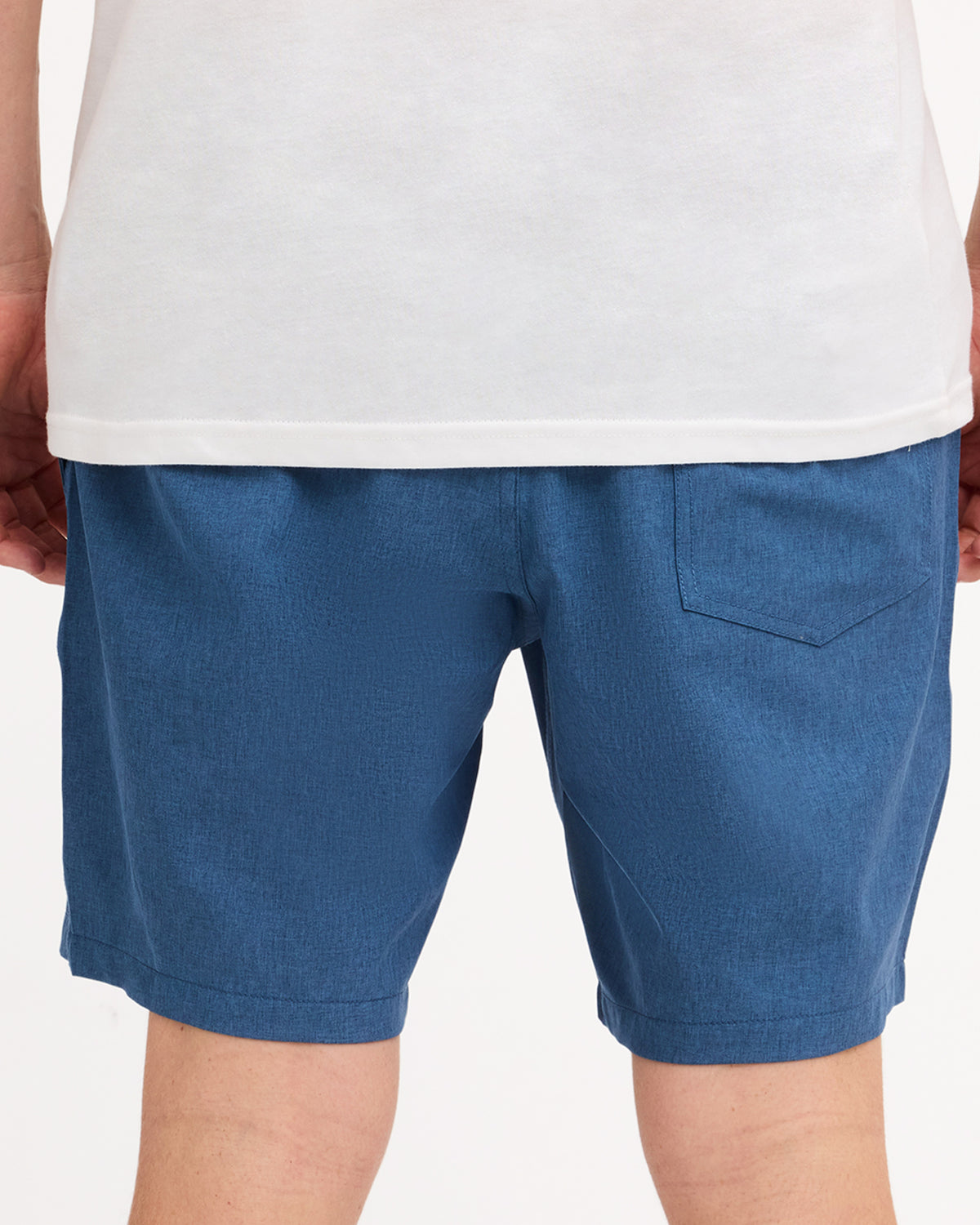 ucyhy03004_volcom_smb_bck6