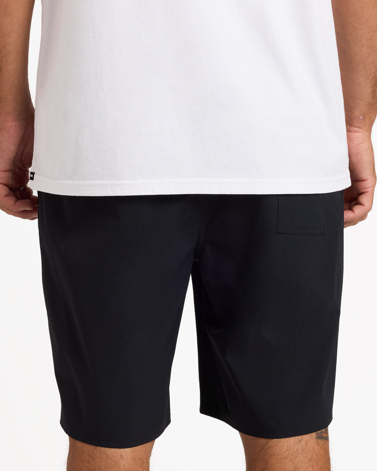 ucyhy03005_volcom_blk_bck6