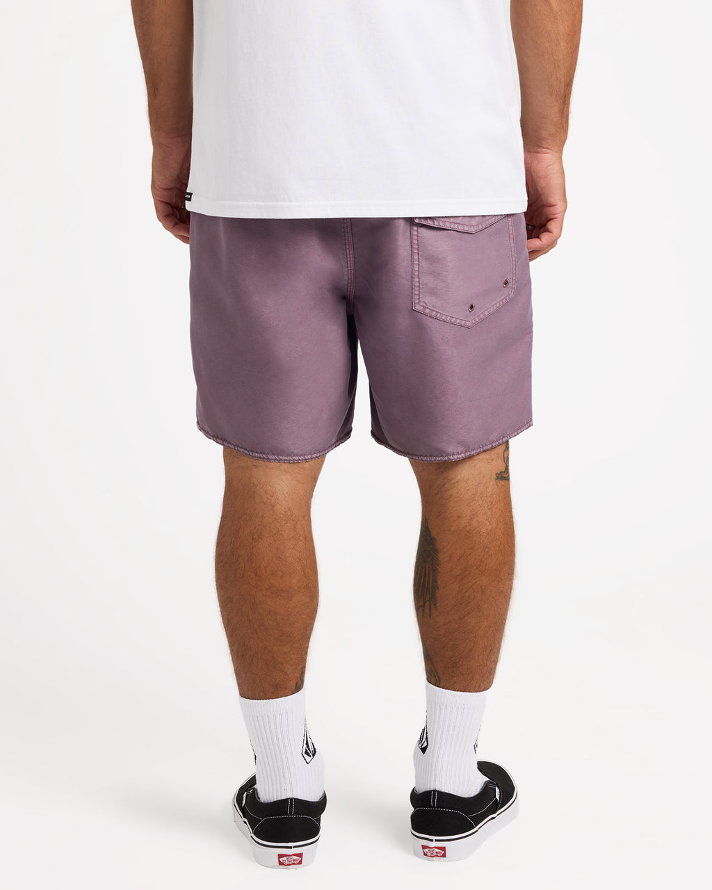 ucyjv03000_volcom_tar_bck1