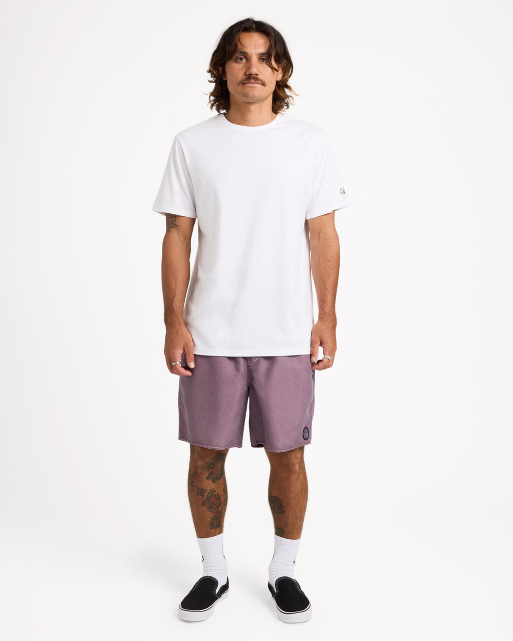 ucyjv03000_volcom_tar_frt9