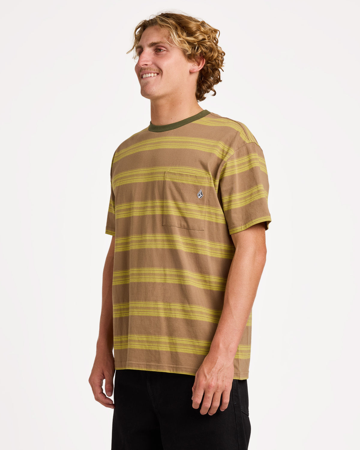 ucykt03000_volcom_eth_sd1