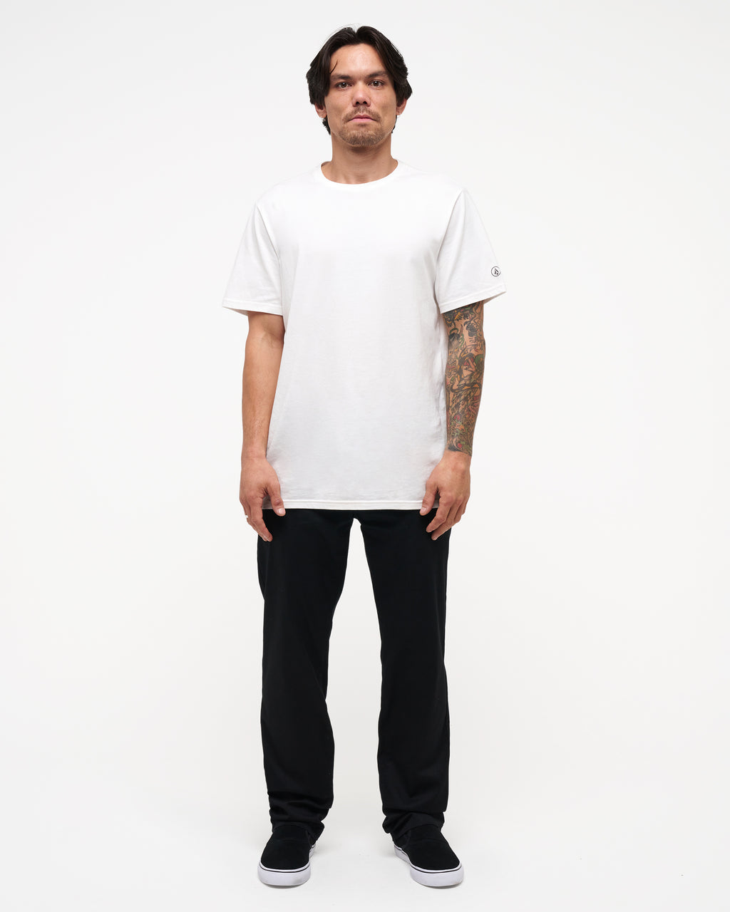 ucynp03009_volcom_blk_frt9