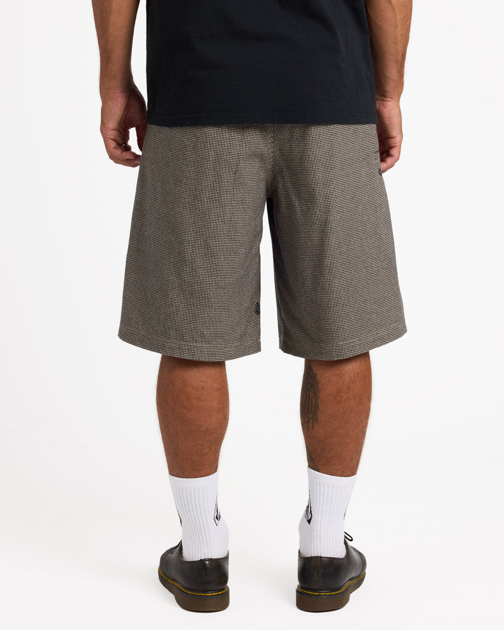 ucyws03000_volcom_cao_bck1