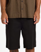 ucyws03001_volcom_blk_frt6
