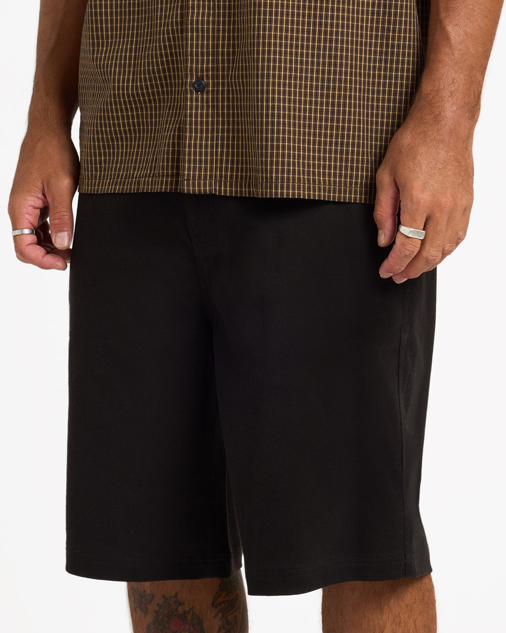 ucyws03001_volcom_blk_sd6