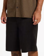 ucyws03001_volcom_blk_sd6