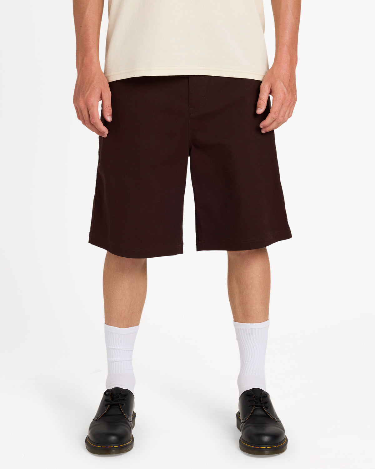 ucyws03001_volcom_cao_frt1