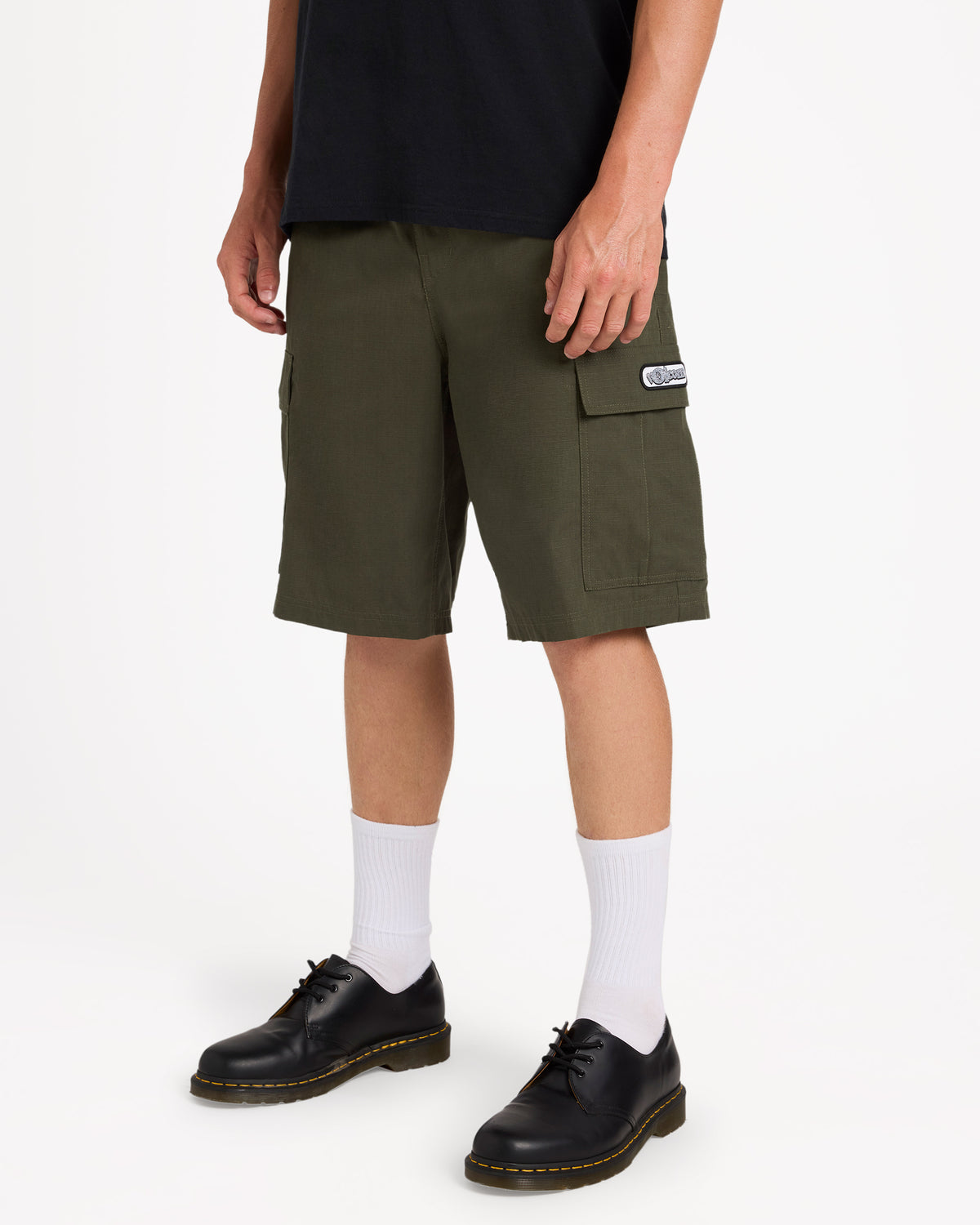 ucyws03002_volcom_sqd_sd1