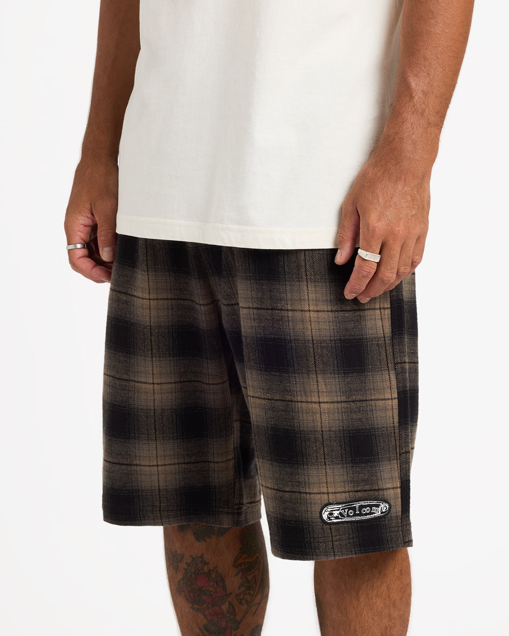ucyws03004_volcom_eth_sd6