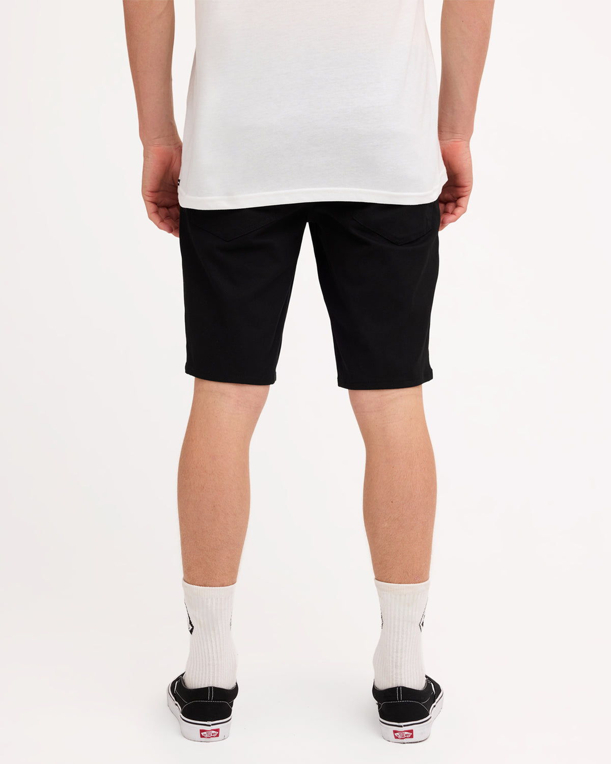 ucyws03005_volcom_blk_bck1