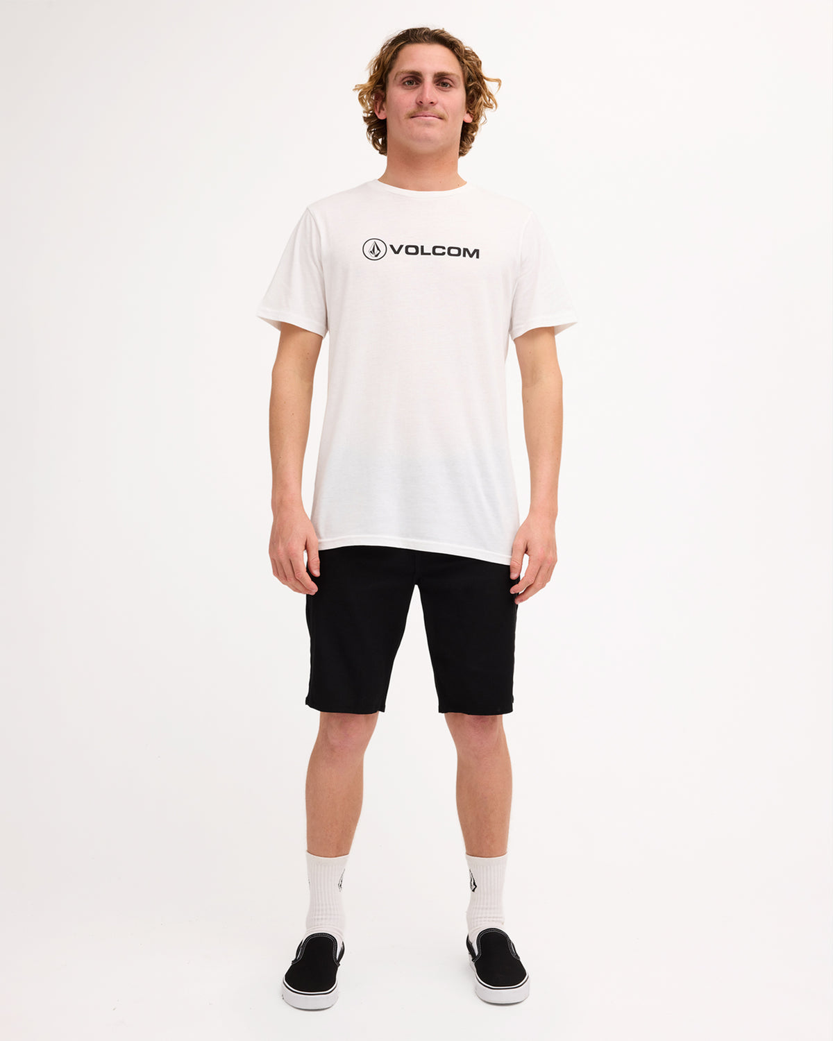 ucyws03005_volcom_blk_frt9
