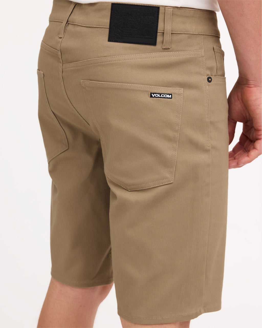 ucyws03005_volcom_kha_dtl1