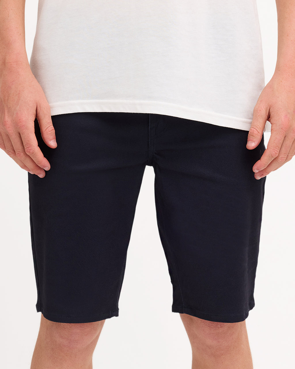ucyws03005_volcom_nvy_frt6