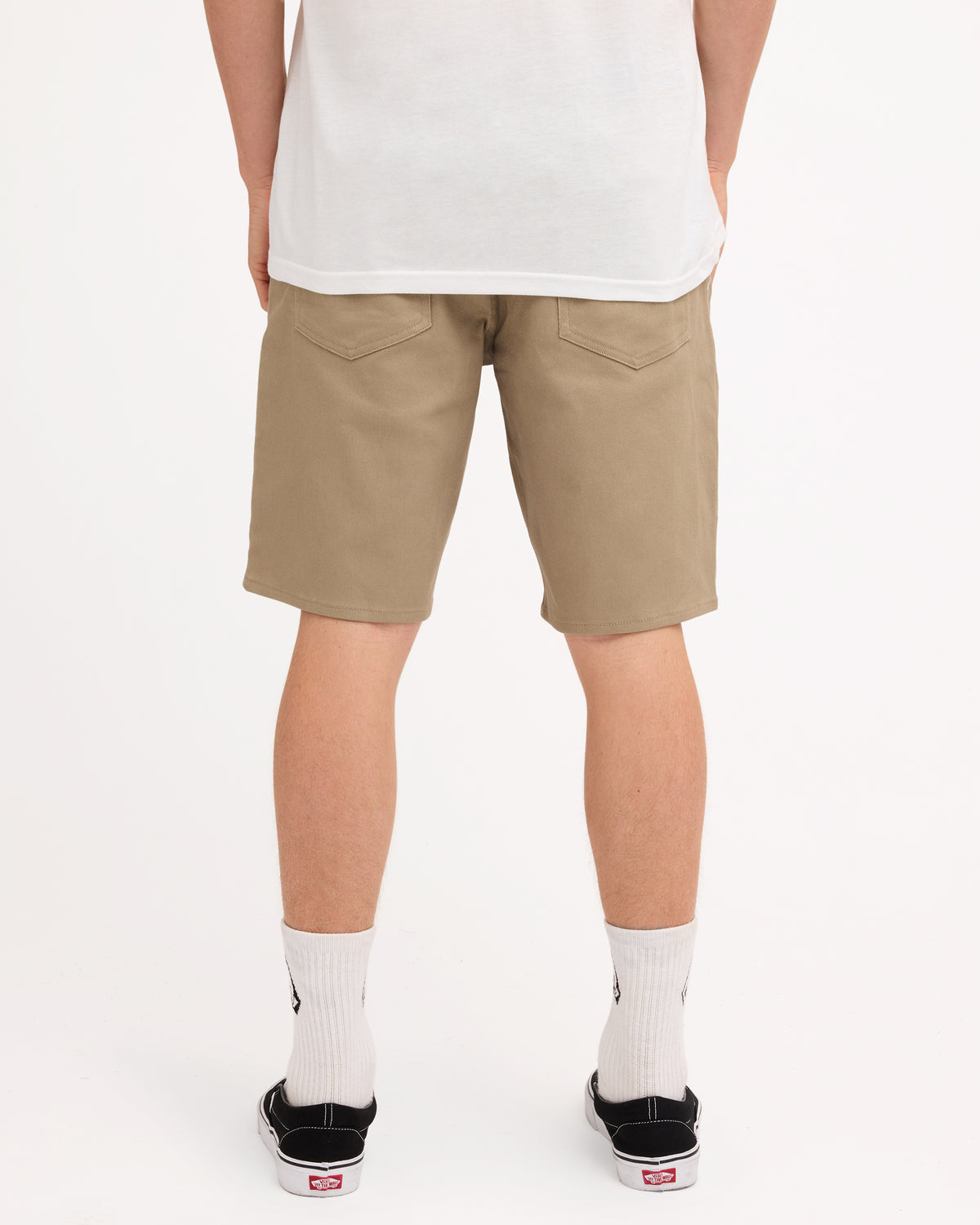 ucyws03006_volcom_kha_bck1