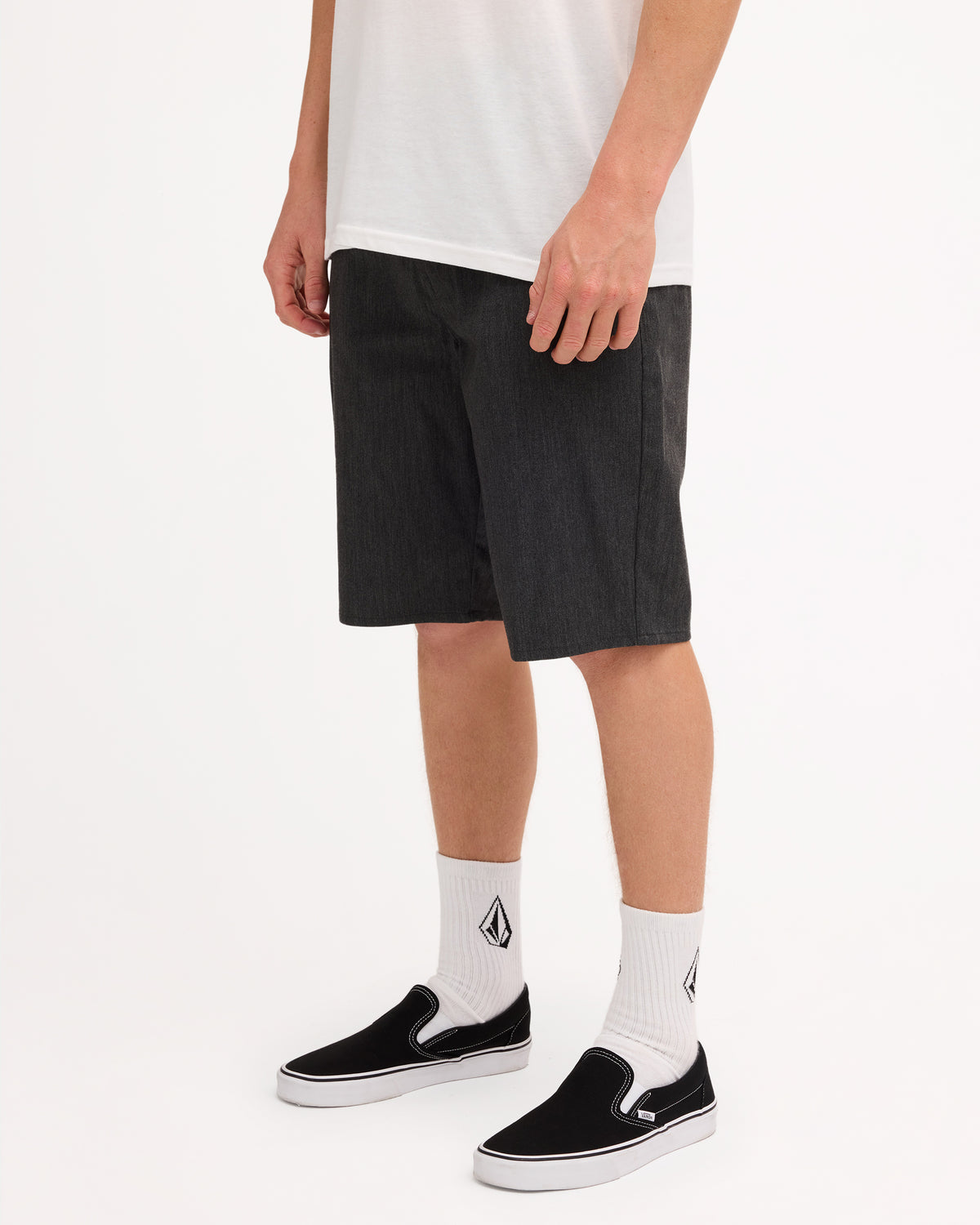 ucyws03009_volcom_chh_sd1
